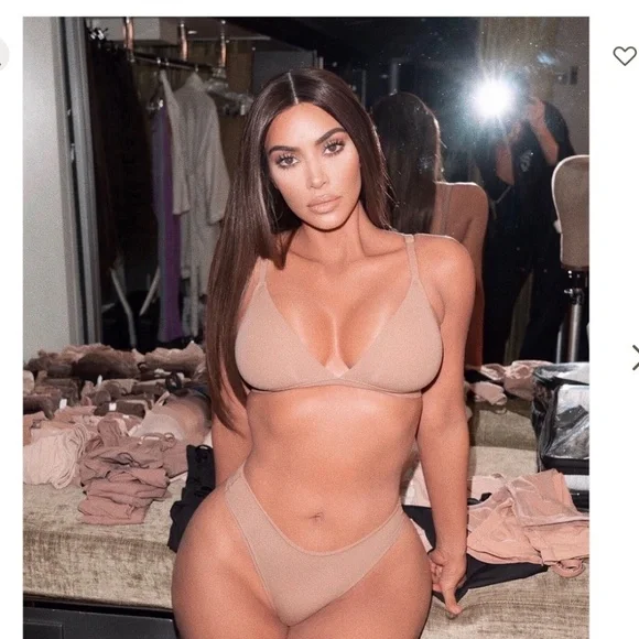 NWT SKIMS Fits Everybody Triangle Bralette Ochre Size S - Picture 1 of 7